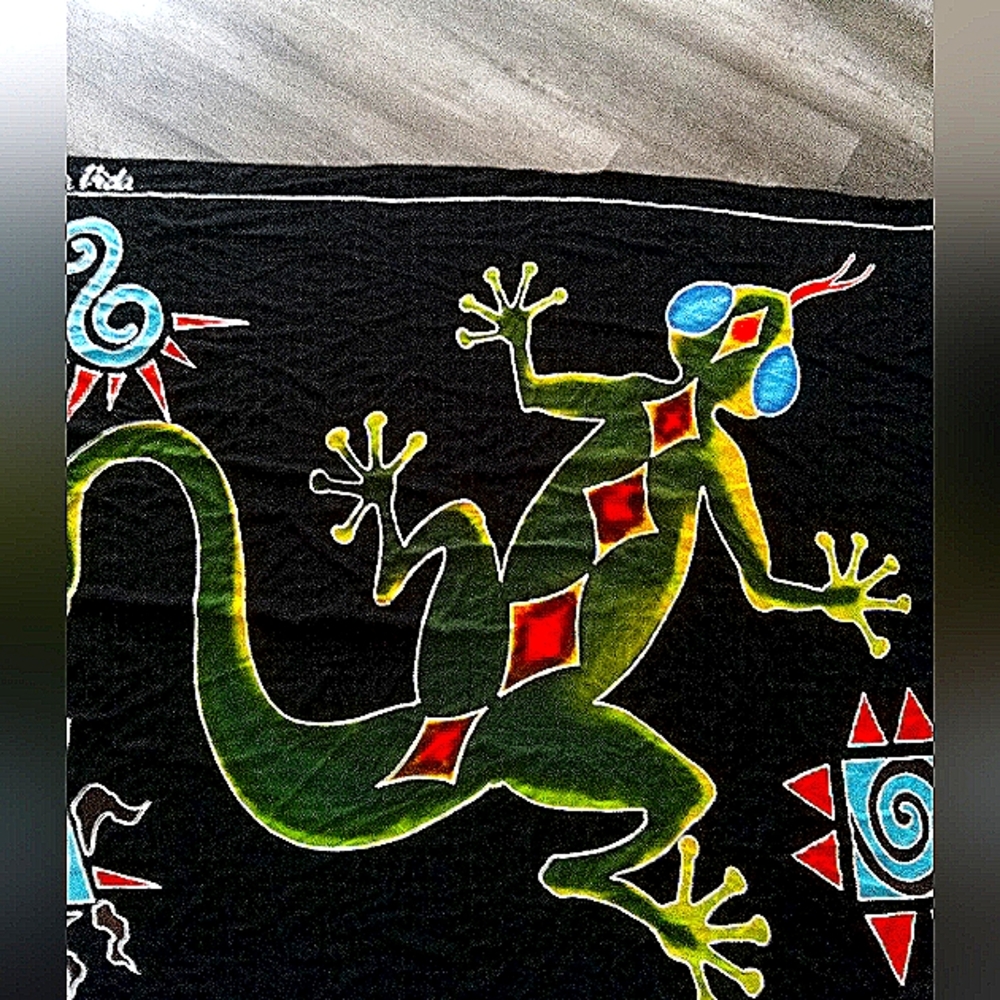 Large Costa Rican shawl. 64.5"x43". Multicolor$35